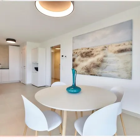 The Waves * أوستيند